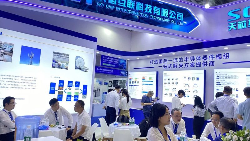 芯片代理公司报价对比：揭秘背后的考量因素